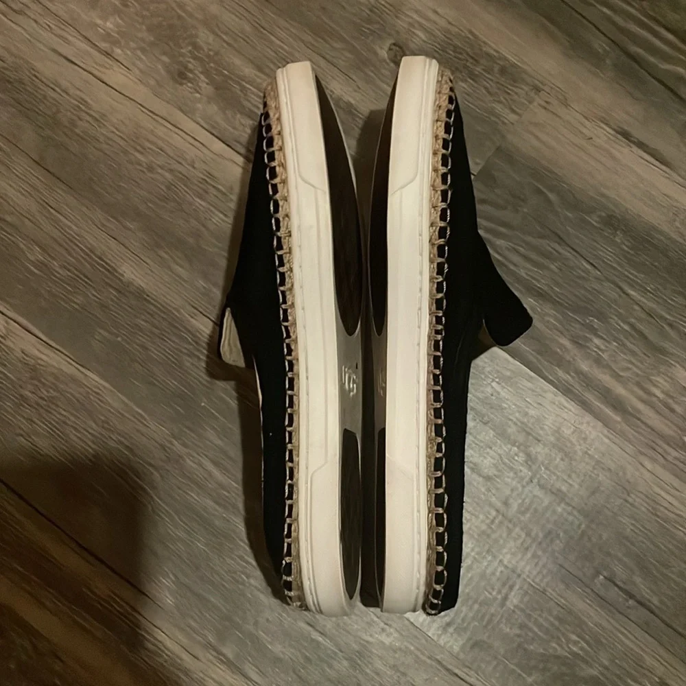 UGG Caleel Black leather espadrille woman’s size 9.5